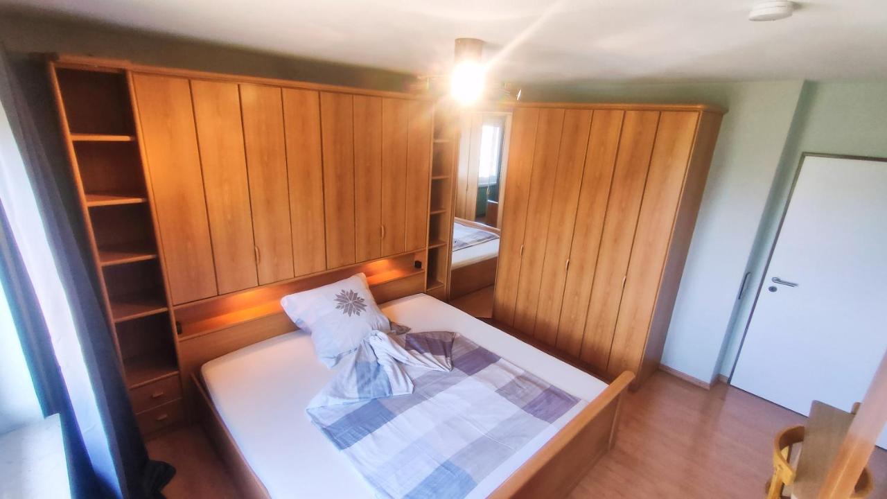 Jan'S Homestay! #Kassel-Lohfelden Екстер'єр фото